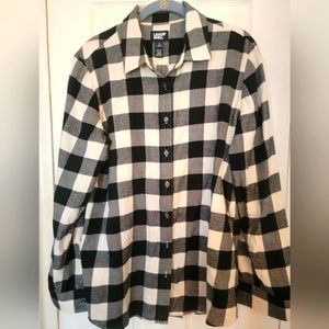Lands' End Buffalo Plaid Flannel Button Down Size L